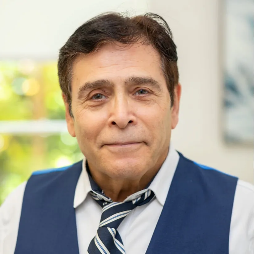 Alexandre Kargar, Psy.D. photo